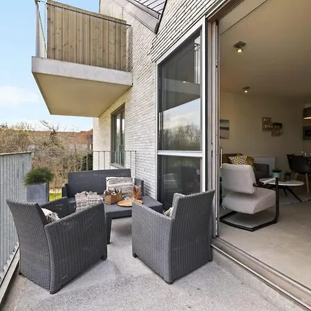 Huswell - Apartment With Natural Swimming Pool Middelkerke Extérieur photo