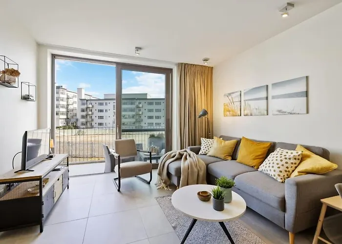 Huswell - Apartment With Natural Swimming Pool
