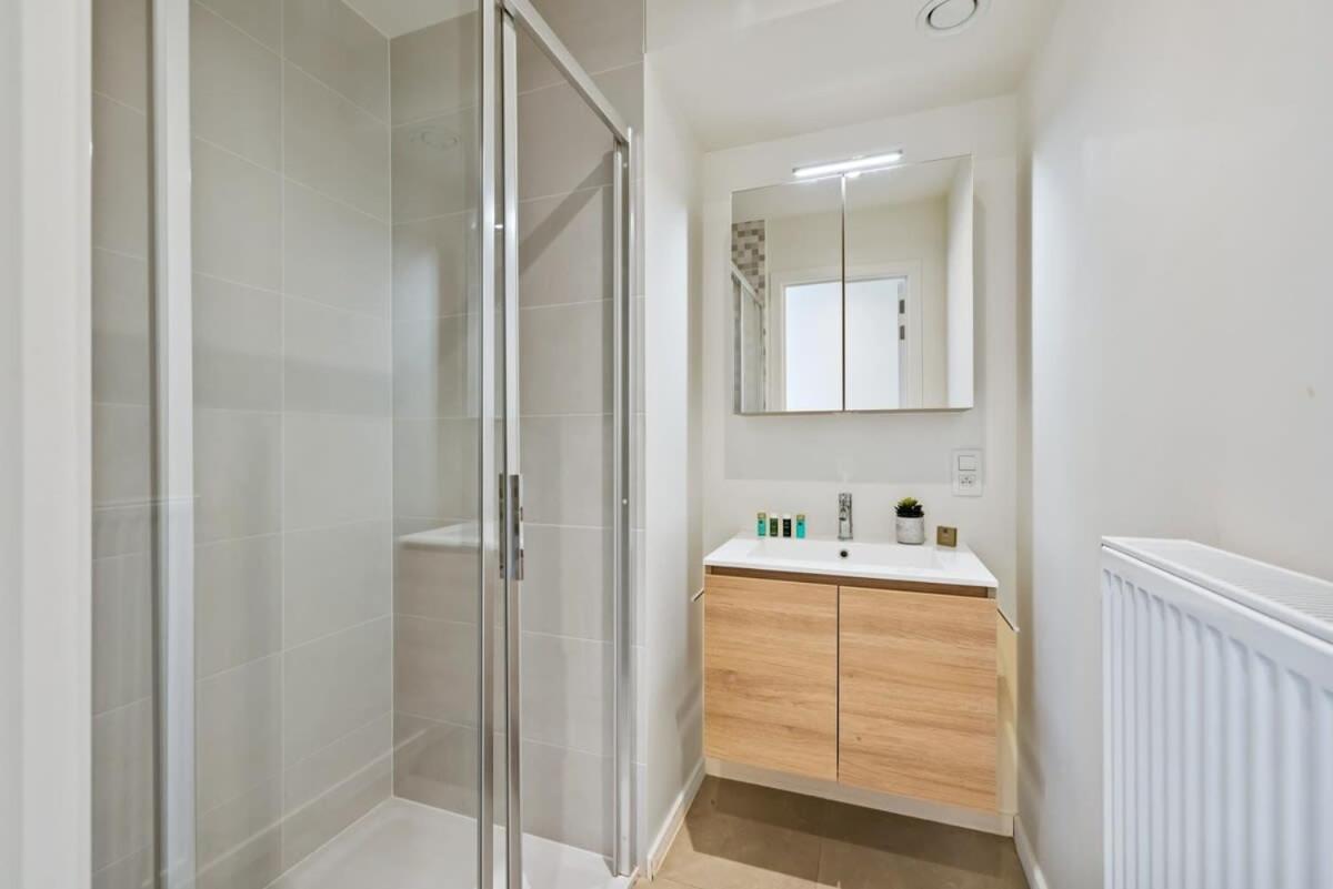Huswell - With Natural Swimming Pool Appartement