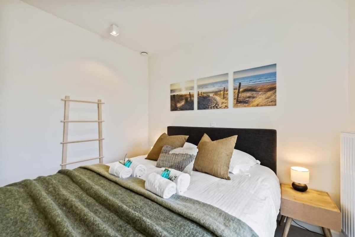 Huswell - With Natural Swimming Pool Appartement
